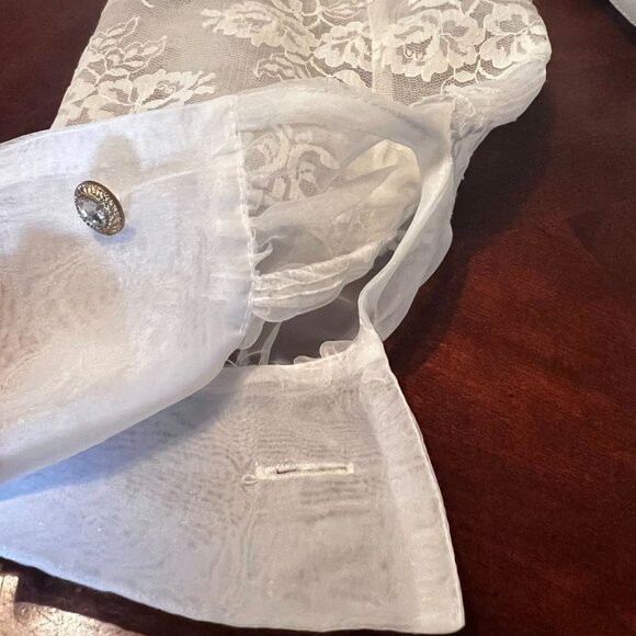 Sheer White Lace Button-Front Top Belted Waist & Long Sleeves Alex Evenings - Picture 12 of 15